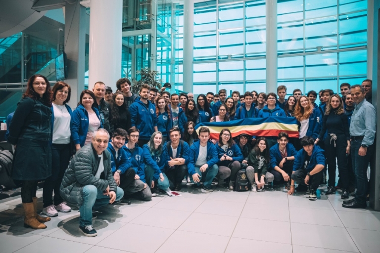 4 echipe românești de robotică participă la Campionatul Mondial FIRST Tech Challenge