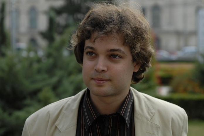 Pianistul Andrei Licareț